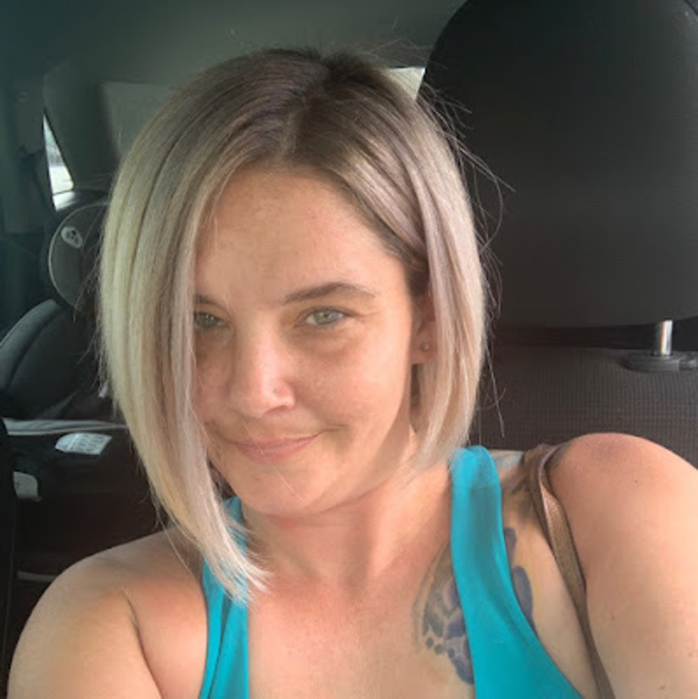 Meet your Posher, Alethea